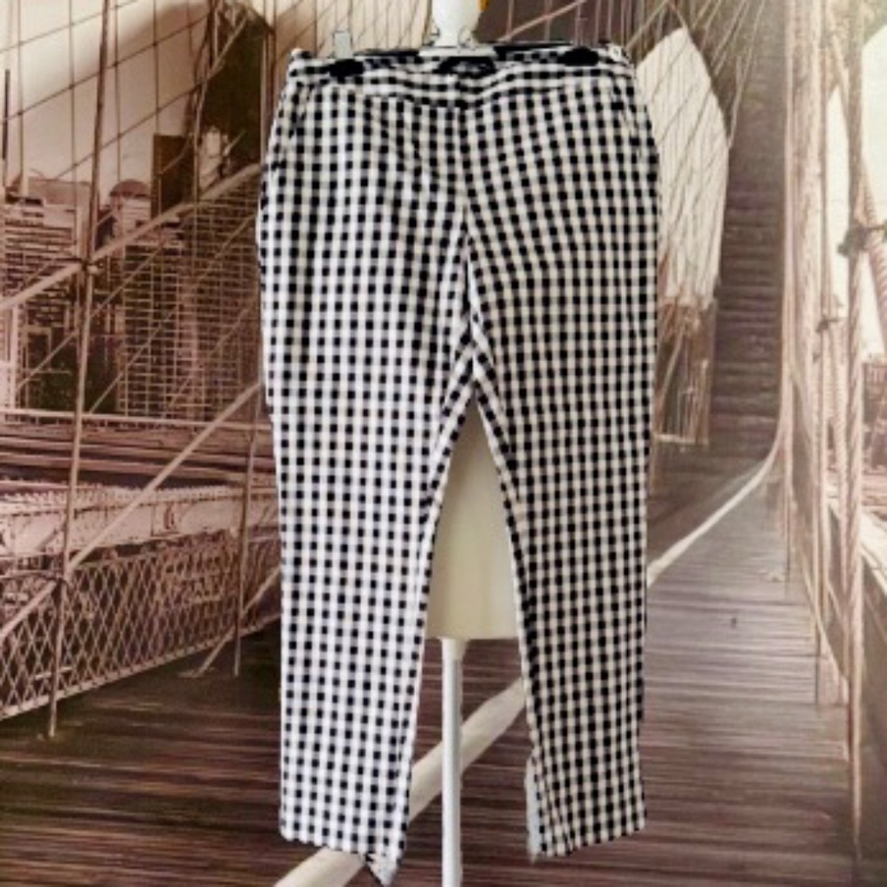 AMANDA CHELSEA TAILORED CHECKERED PANT